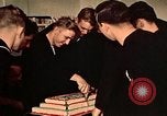 Immagine di I marinai americani United States USA, 1947, secondo 14 filmato di repertorio 65675077263