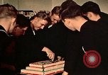 Immagine di I marinai americani United States USA, 1947, secondo 16 filmato di repertorio 65675077263