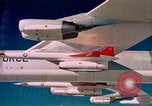 Immagine di Boeing B-52 modello G Stratofortress bomber Kansas United States USA, 1960, secondo 13 filmato di repertorio 65675077273