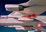 Immagine di Boeing B-52 modello G Stratofortress bomber Kansas United States USA, 1960, secondo 14 filmato di repertorio 65675077273