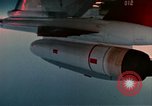 Standbild b-52 Stratofortress Kansas United States USA, 1960, aus Sekunde 25 historischem Filmmaterial Videoclip 65675077274