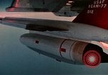 Standbild b-52 Stratofortress Kansas United States USA, 1960, aus Sekunde 27 historischem Filmmaterial Videoclip 65675077274