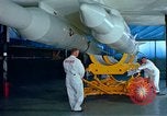 Standbild b-52 Stratofortress Kansas United States USA, 1960, aus Sekunde 34 historischem Filmmaterial Videoclip 65675077275