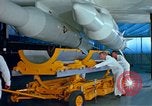 Standbild b-52 Stratofortress Kansas United States USA, 1960, aus Sekunde 38 historischem Filmmaterial Videoclip 65675077275
