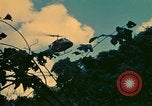 Standbild UH-1 Iroquois Hubschrauber United States USA, 1970, aus Sekunde 36 historischem Filmmaterial Videoclip 65675077305