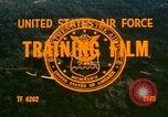 Standbild UH-1 Iroquois Hubschrauber United States USA, 1970, aus Sekunde 6 historischem Filmmaterial Videoclip 65675077306