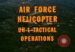 Standbild UH-1 Iroquois Hubschrauber United States USA, 1970, aus Sekunde 19 historischem Filmmaterial Videoclip 65675077306