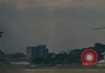 Standbild UH-1 Iroquois Hubschrauber United States USA, 1970, aus Sekunde 39 historischem Filmmaterial Videoclip 65675077306