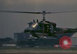Standbild UH-1 Iroquois Hubschrauber United States USA, 1970, aus Sekunde 46 historischem Filmmaterial Videoclip 65675077306
