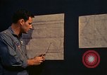 Standbild UH-1 Iroquois Hubschrauber United States USA, 1970, aus Sekunde 17 historischem Filmmaterial Videoclip 65675077307