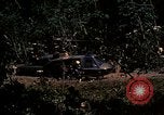 Standbild UH-1 Iroquois Hubschrauber United States USA, 1970, aus Sekunde 31 historischem Filmmaterial Videoclip 65675077307