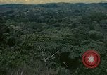 Standbild UH-1 Iroquois Hubschrauber United States USA, 1970, aus Sekunde 31 historischem Filmmaterial Videoclip 65675077308