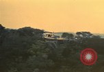 Standbild UH-1 Iroquois Hubschrauber United States USA, 1970, aus Sekunde 39 historischem Filmmaterial Videoclip 65675077308