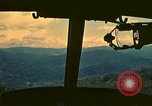 Standbild UH-1 Iroquois Hubschrauber United States USA, 1970, aus Sekunde 45 historischem Filmmaterial Videoclip 65675077308