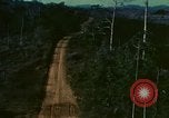Standbild UH-1 Iroquois Hubschrauber United States USA, 1970, aus Sekunde 49 historischem Filmmaterial Videoclip 65675077308