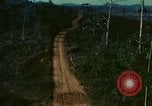 Standbild UH-1 Iroquois Hubschrauber United States USA, 1970, aus Sekunde 51 historischem Filmmaterial Videoclip 65675077308