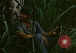 Standbild UH-1 Iroquois Hubschrauber United States USA, 1970, aus Sekunde 13 historischem Filmmaterial Videoclip 65675077309