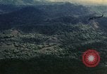 Standbild UH-1 Iroquois Hubschrauber United States USA, 1970, aus Sekunde 51 historischem Filmmaterial Videoclip 65675077309