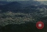 Standbild UH-1 Iroquois Hubschrauber United States USA, 1970, aus Sekunde 54 historischem Filmmaterial Videoclip 65675077309