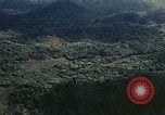 Standbild UH-1 Iroquois Hubschrauber United States USA, 1970, aus Sekunde 57 historischem Filmmaterial Videoclip 65675077309