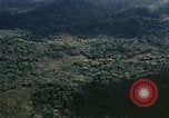 Standbild UH-1 Iroquois Hubschrauber United States USA, 1970, aus Sekunde 59 historischem Filmmaterial Videoclip 65675077309