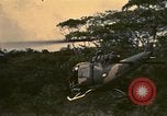 Standbild UH-1 Iroquois Hubschrauber United States USA, 1970, aus Sekunde 20 historischem Filmmaterial Videoclip 65675077310
