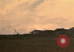 Standbild UH-1 Iroquois Hubschrauber United States USA, 1970, aus Sekunde 34 historischem Filmmaterial Videoclip 65675077310