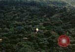 Standbild UH-1 Iroquois Hubschrauber United States USA, 1970, aus Sekunde 34 historischem Filmmaterial Videoclip 65675077311