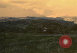 Standbild UH-1 Iroquois Hubschrauber United States USA, 1970, aus Sekunde 1 historischem Filmmaterial Videoclip 65675077312