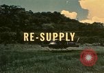 Standbild UH-1 Iroquois Hubschrauber United States USA, 1970, aus Sekunde 4 historischem Filmmaterial Videoclip 65675077312