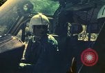 Standbild UH-1 Iroquois Hubschrauber United States USA, 1970, aus Sekunde 15 historischem Filmmaterial Videoclip 65675077312