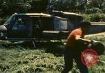 Standbild UH-1 Iroquois Hubschrauber United States USA, 1970, aus Sekunde 20 historischem Filmmaterial Videoclip 65675077312