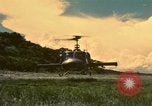 Standbild UH-1 Iroquois Hubschrauber United States USA, 1970, aus Sekunde 23 historischem Filmmaterial Videoclip 65675077312