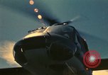 Standbild UH-1 Iroquois Hubschrauber United States USA, 1970, aus Sekunde 28 historischem Filmmaterial Videoclip 65675077312