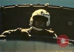 Standbild UH-1 Iroquois Hubschrauber United States USA, 1970, aus Sekunde 41 historischem Filmmaterial Videoclip 65675077312