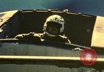 Standbild UH-1 Iroquois Hubschrauber United States USA, 1970, aus Sekunde 42 historischem Filmmaterial Videoclip 65675077312