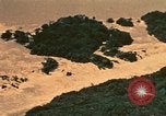 Standbild UH-1 Iroquois Hubschrauber United States USA, 1970, aus Sekunde 27 historischem Filmmaterial Videoclip 65675077313
