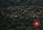 Standbild UH-1 Iroquois Hubschrauber United States USA, 1970, aus Sekunde 13 historischem Filmmaterial Videoclip 65675077314