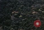 Standbild UH-1 Iroquois Hubschrauber United States USA, 1970, aus Sekunde 24 historischem Filmmaterial Videoclip 65675077314
