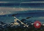 Standbild UH-1 Iroquois Hubschrauber United States USA, 1970, aus Sekunde 55 historischem Filmmaterial Videoclip 65675077314