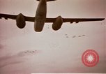 Immagine di Bombardiere americano aeromobile Germania, 1945, secondo 15 filmato di repertorio 65675077325