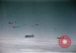 Image American Douglas A-26 Invader sur avion exécuter bombe sur l'Allemagne Allemagne, 1945, de la seconde 25 séquences d'archives historiques vidéo 65675077329