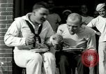 Standbild US Navy Segler Ersten Weltkrieg mess Einrichtung Great Lakes Illinois USA, 1917, aus Sekunde 3 historischem Filmmaterial Videoclip 65675077383