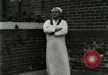 Standbild US Navy Segler Ersten Weltkrieg mess Einrichtung Great Lakes Illinois USA, 1917, aus Sekunde 11 historischem Filmmaterial Videoclip 65675077383