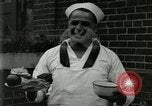Standbild US Navy Segler Ersten Weltkrieg mess Einrichtung Great Lakes Illinois USA, 1917, aus Sekunde 21 historischem Filmmaterial Videoclip 65675077383