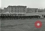 Standbild US Navy Segler bohren während Ersten Weltkrieg Ausbildung Great Lakes Illinois USA, 1917, aus Sekunde 21 historischem Filmmaterial Videoclip 65675077388