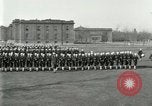 Standbild US Navy Segler bohren während Ersten Weltkrieg Ausbildung Great Lakes Illinois USA, 1917, aus Sekunde 24 historischem Filmmaterial Videoclip 65675077388