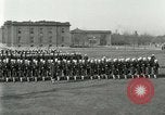 Standbild US Navy Segler bohren während Ersten Weltkrieg Ausbildung Great Lakes Illinois USA, 1917, aus Sekunde 26 historischem Filmmaterial Videoclip 65675077388