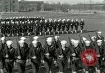 Standbild US Navy Segler bohren während Ersten Weltkrieg Ausbildung Great Lakes Illinois USA, 1917, aus Sekunde 57 historischem Filmmaterial Videoclip 65675077388