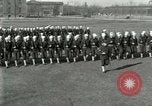 Standbild US Navy Segler bohren während Ersten Weltkrieg Ausbildung Great Lakes Illinois USA, 1917, aus Sekunde 61 historischem Filmmaterial Videoclip 65675077388